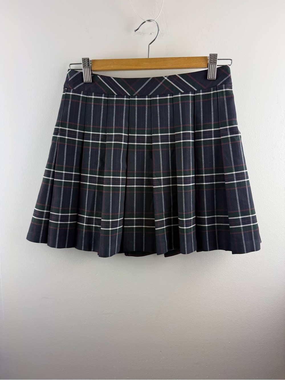 Aritzia Sunday Best Olive Pleated Plaid Mini Skirt Navy Green Check Size 2